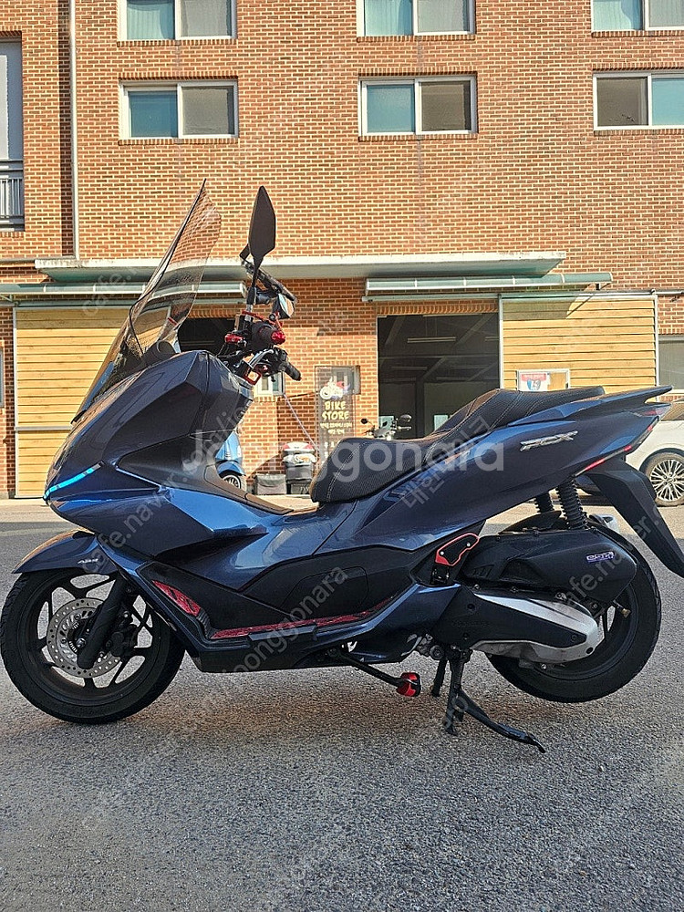 [점검완료]혼다 PCX125 ABS 21년식 세미튜닝 저렴하게 판매합니다!--3