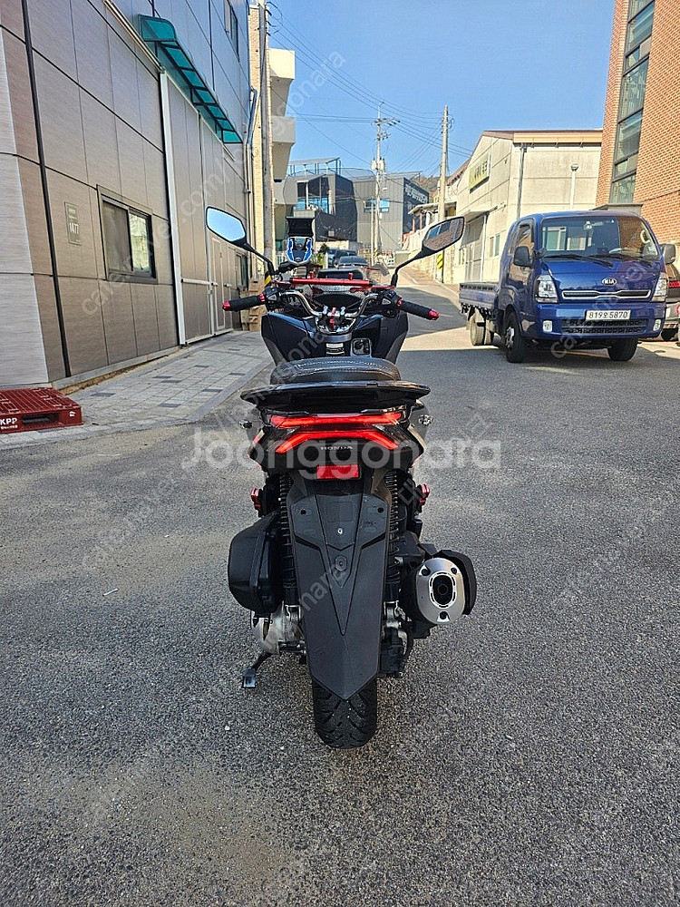 [점검완료]혼다 PCX125 ABS 21년식 세미튜닝 저렴하게 판매합니다!--5