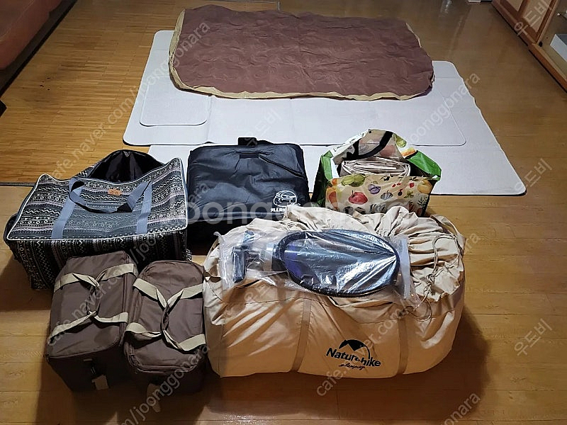 (캠핑용품) 네이처하이크 12x, 맞춤형 러그 등--1