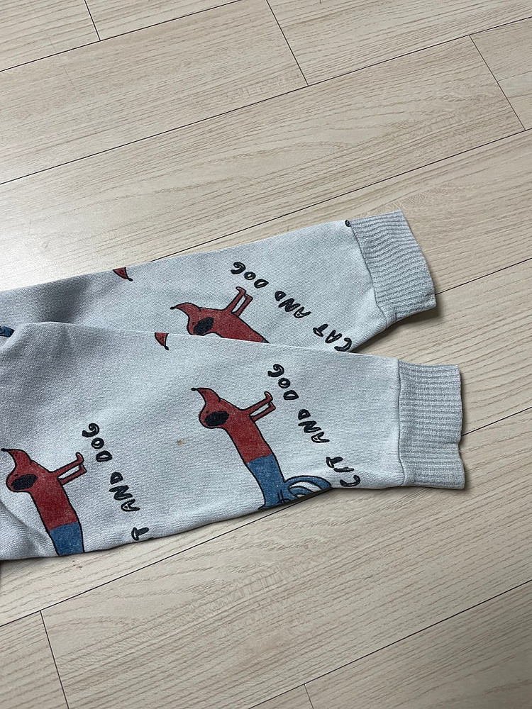 보보쇼즈 45y 맨투맨 이미지