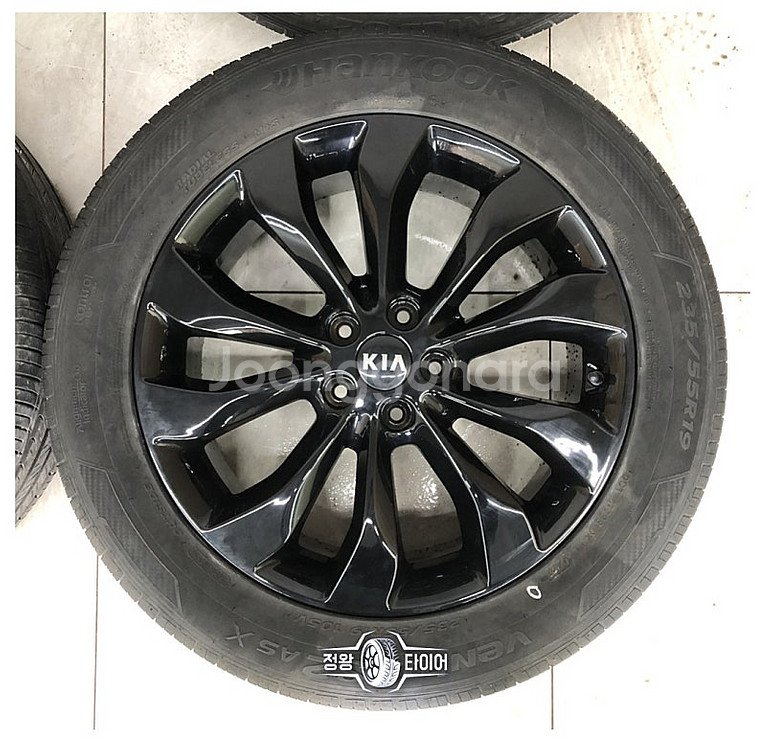 더뉴쏘렌토 19인치 블랙 중고 휠타이어 235/55R1...--3