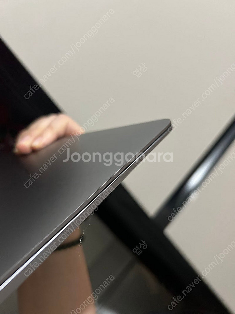 MacBook M1 16GB--5