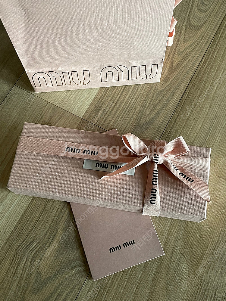 미우미우 스카프--3