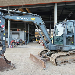 볼보 EC55C 2014년식 가동8천 회전라인 삽날보강 02 중고굴삭기