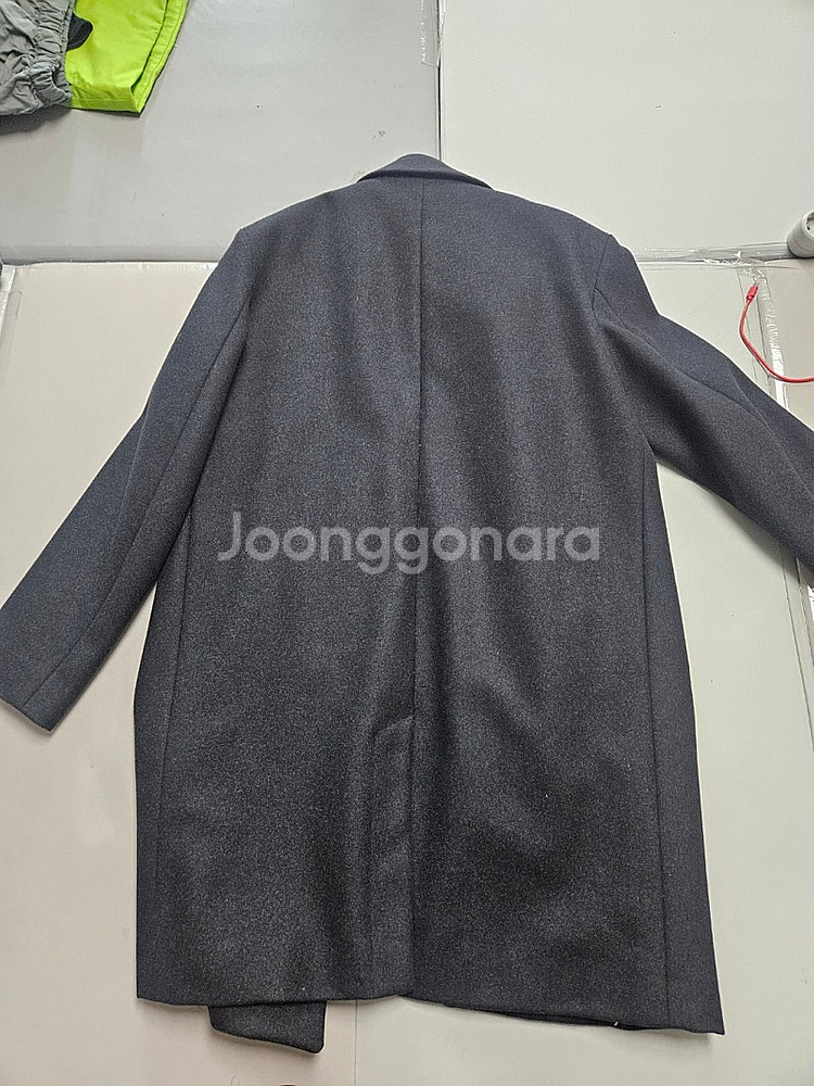 라코스테 남성코트 판매합니다--1