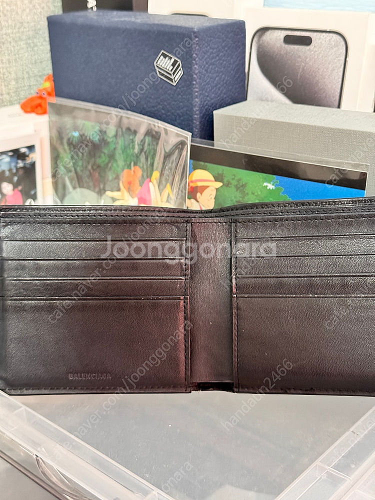 발렌시아가 지갑 판매합니다!!(급처)--1