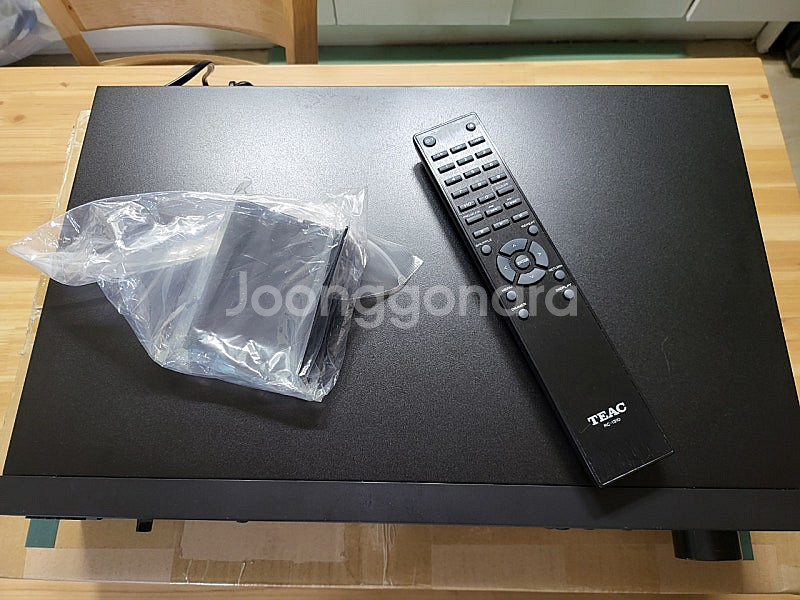 타스캄 CD-240 CD USB 플레이어--2