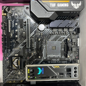 ASUS B450M PLUS GAMING 메인보드