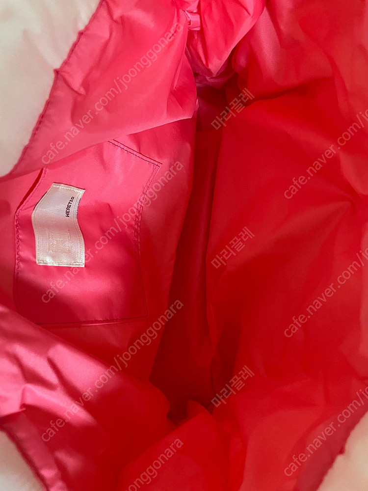 헤레틱 패딩백 크림 새제품--5