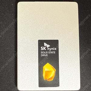 (청주) SK hynix Gold S31 2.5인치 SSD 1T 팝니다.