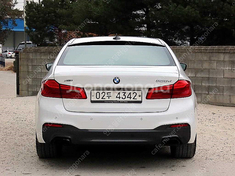 BMW 5시리즈 (G30) 520d xDrive M 스...--3