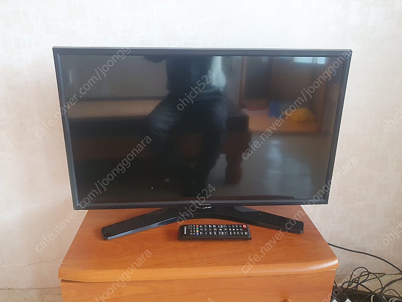 삼성 HD LED TV겸 PC모니터 모델 LT28H313HKD 28" 리모콘포함 제조 2017.05