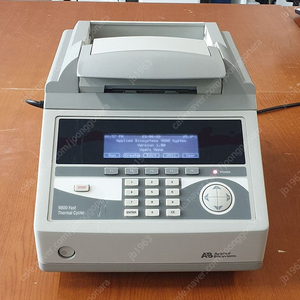 Applied Biosystems 9800 Fast Thermal Cycler