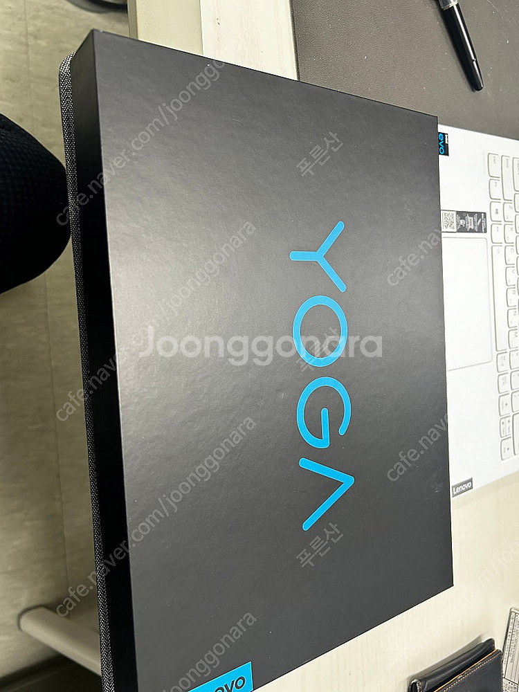 Lenovo Yoga Slim 7i Carbon 13I...--4