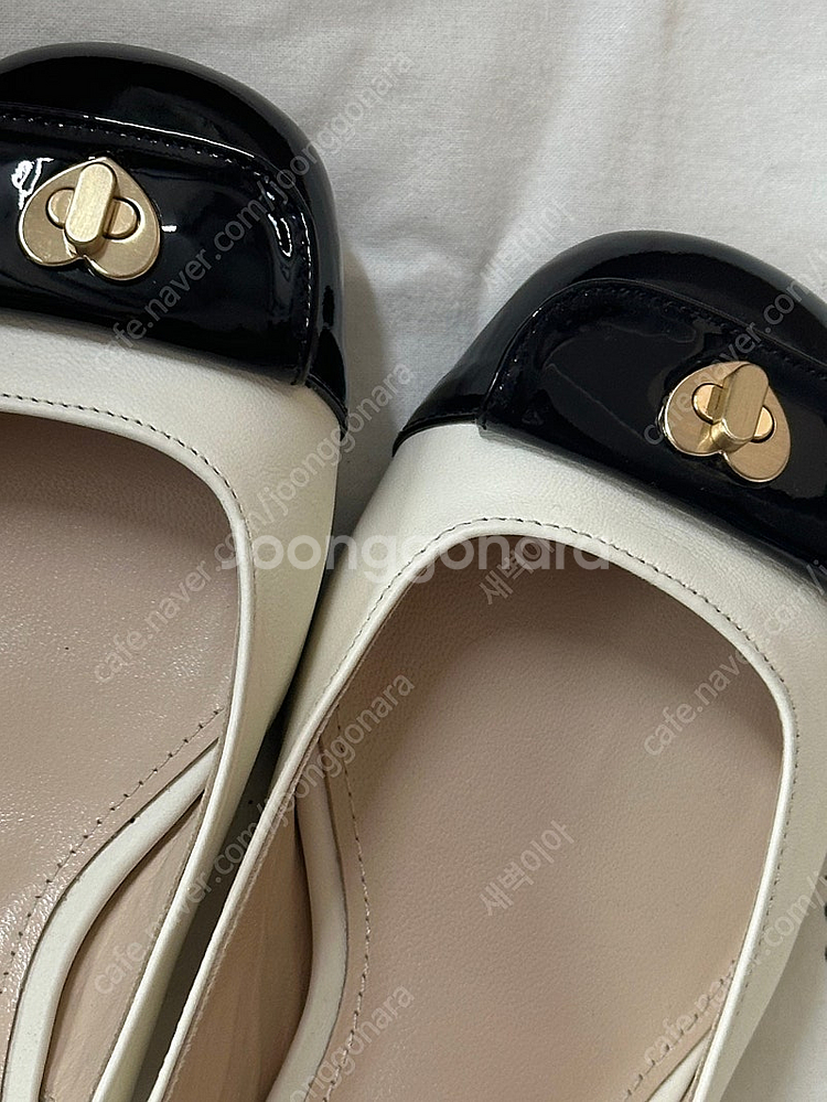 모디아티코 PICO Heart Lock 슬링백 Twotone White--1