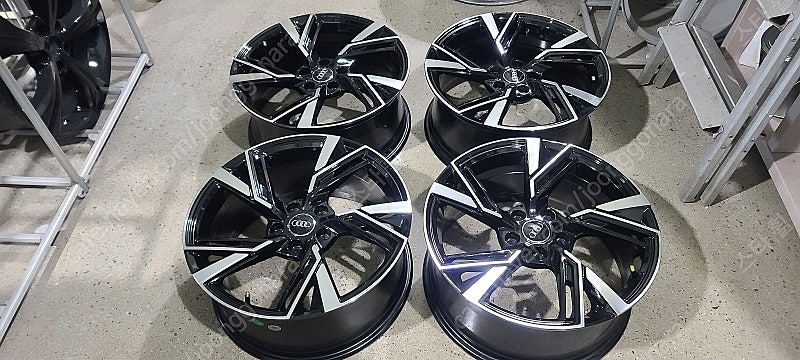 아우디 RS6 ST 18인치 사제휠 대품판매20만원--0