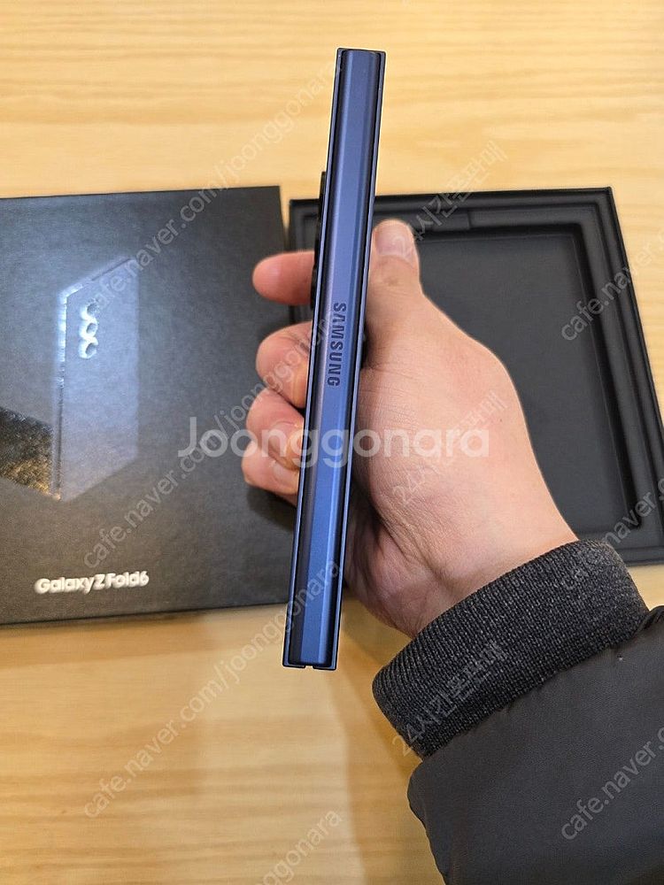 갤럭시z폴드6네이비256gb 단순개봉미사용폰판매합니다--5