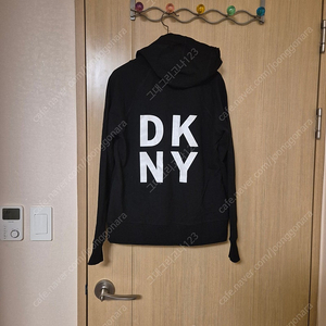 DKNY 후드티 후드집업 검정후드