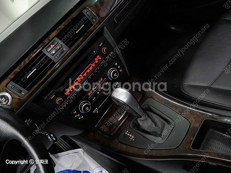 BMW 3시리즈 (E90) 320i 세단 판매합니다 ★전액할부★저신용★--8
