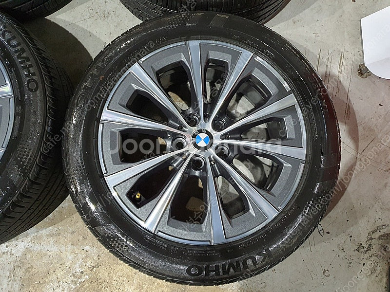 BMW G20 3시리즈 17인치 순정 휠타이어 판매합니...--1