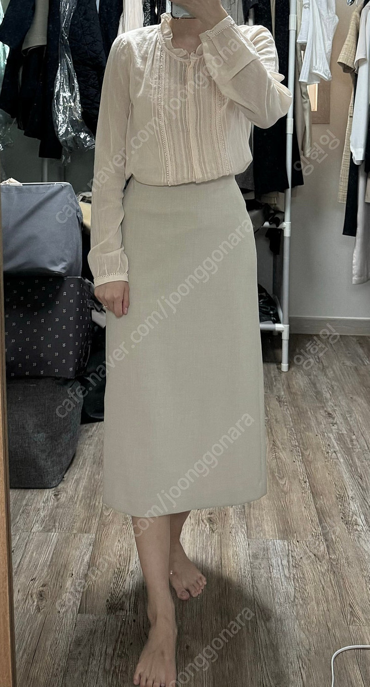 아떼 바네사브루노 프릴블라우스--1