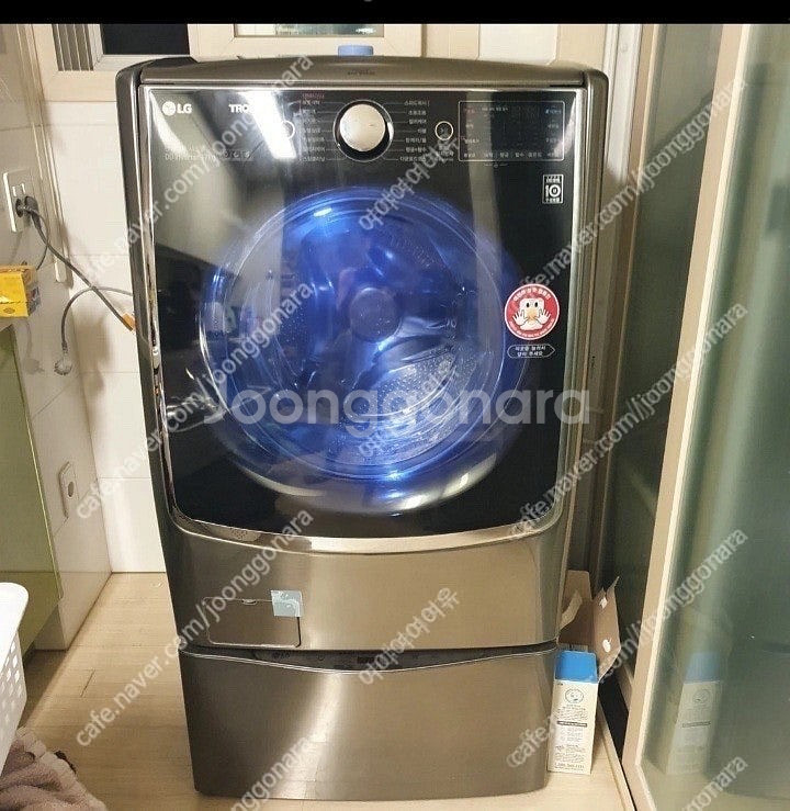 이사 가서 가구들 싸게 처분. 일괄로 가져가실분) 세탁...--3