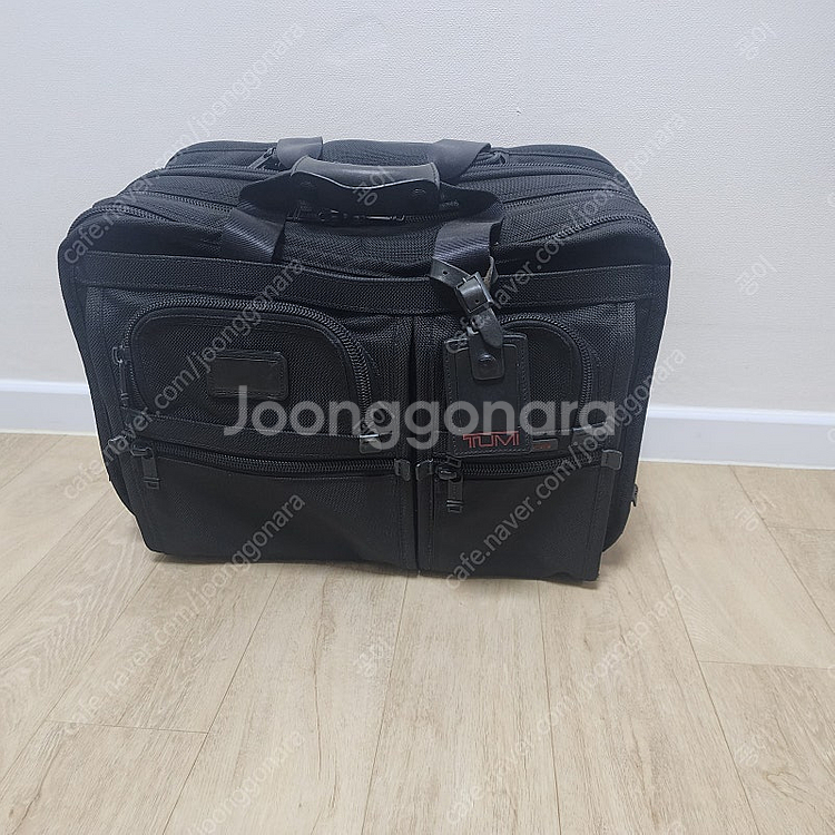 투미 TUMI 기장 케리어 팝니다.--0