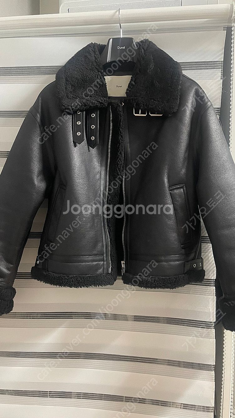 던스트 무스탕--0