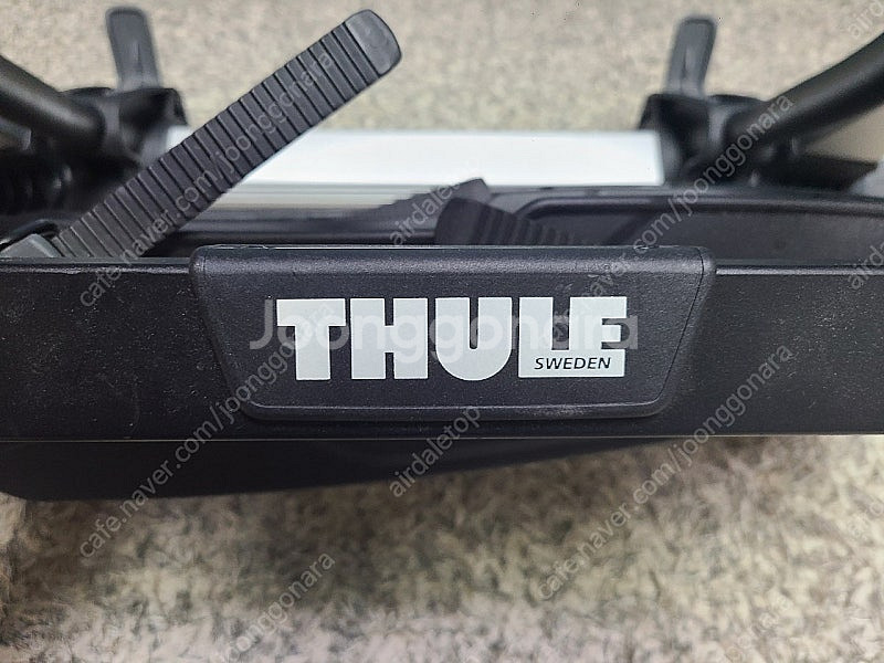 툴레 993 자전거 캐리어 판매합니다.--2