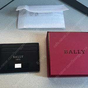 미개봉 BALLY 카드지갑 팝니다.