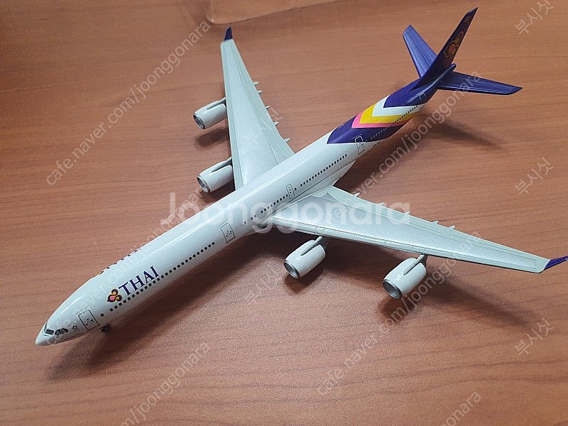 1:400 드래곤 타이 항공 A340-600 팝니다.--0