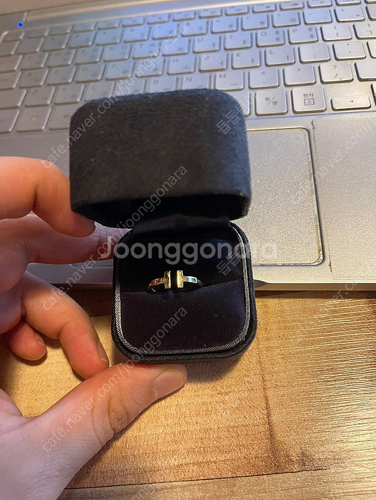 티파니 앤 코 스퀘어링 판매 합니다.--0