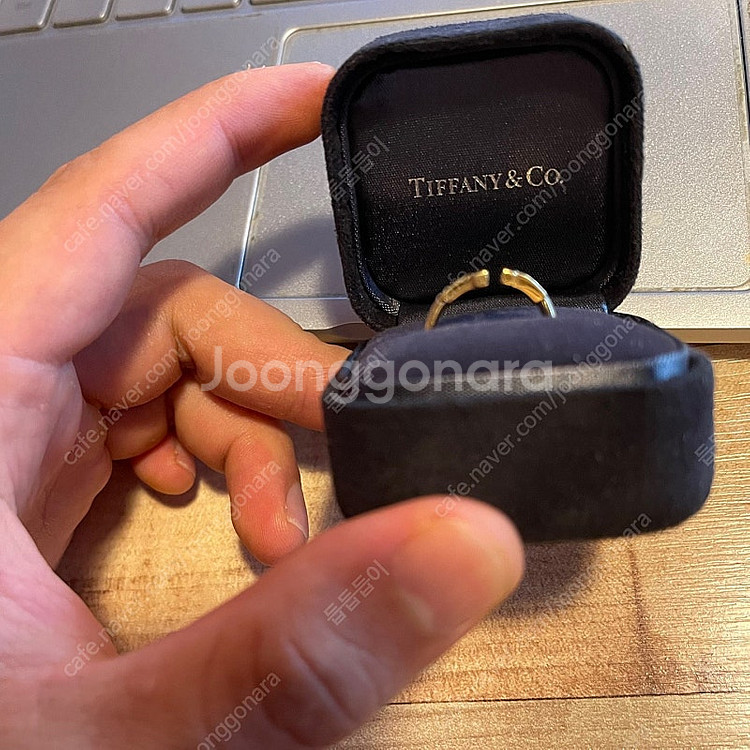 티파니 앤 코 스퀘어링 판매 합니다.--1