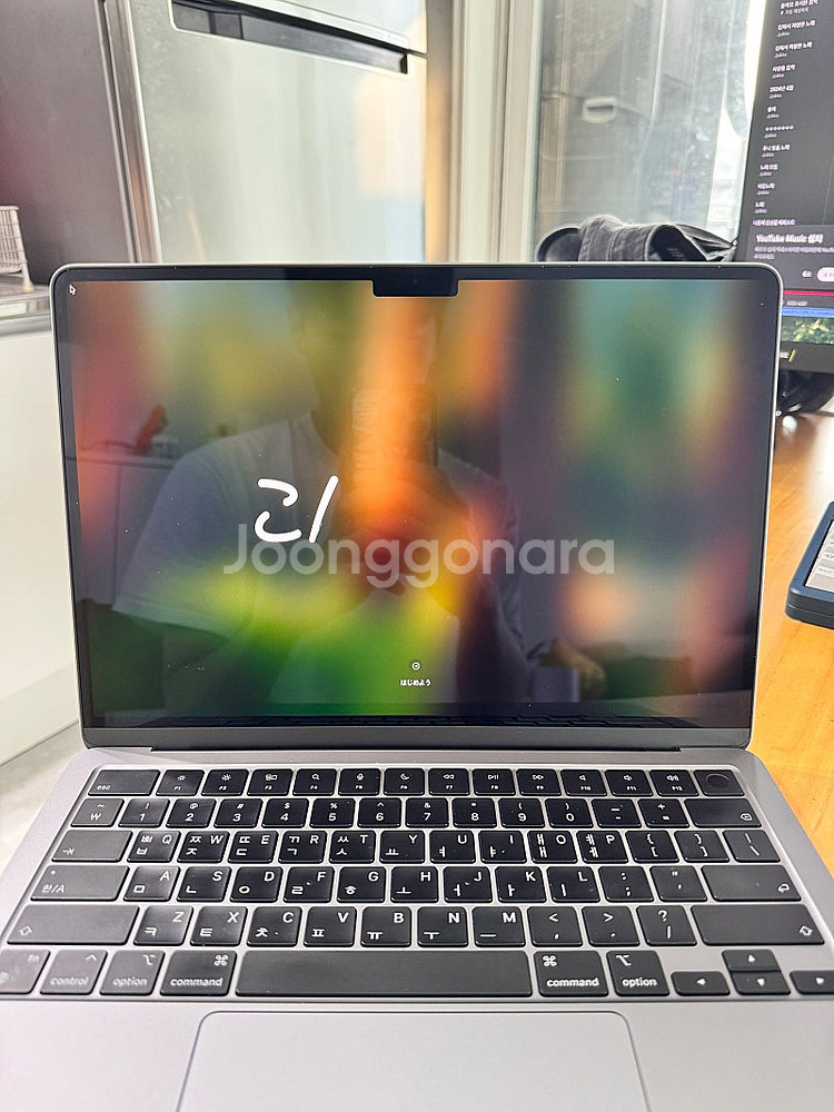 맥북에어 M2 13인치 16gb 256--4