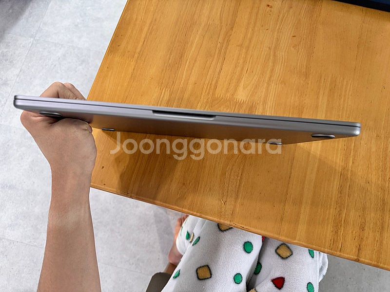 맥북에어 M2 13인치 16gb 256--8