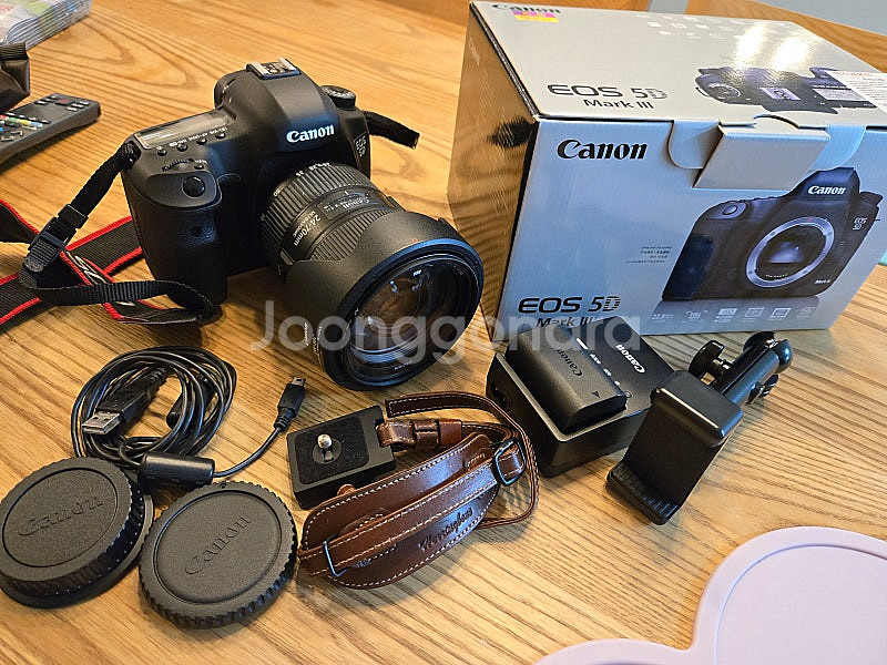 캐논 5d mark3 및 24-70mm렌즈--0