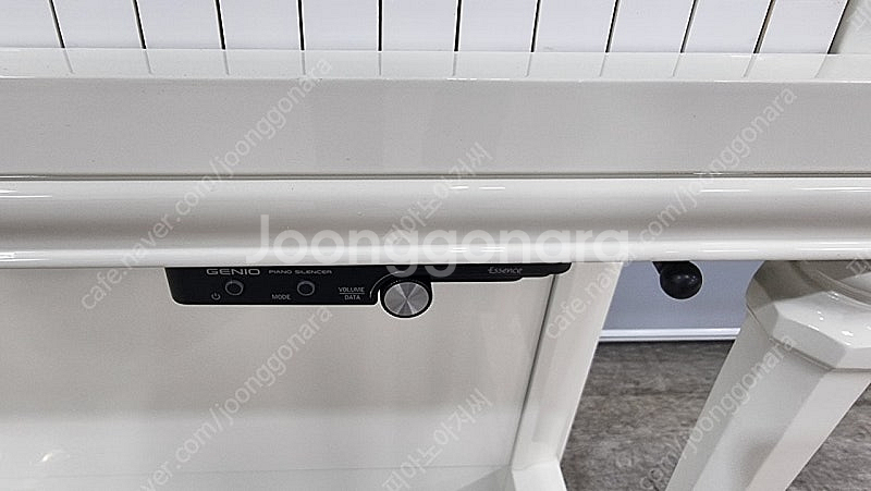 (판매)제니오싸일런트 야마하피아노 M21SM 크림화이트...--1
