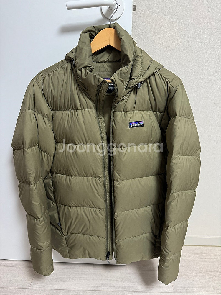 파타고니아 사일런트 다운 자켓 M--0