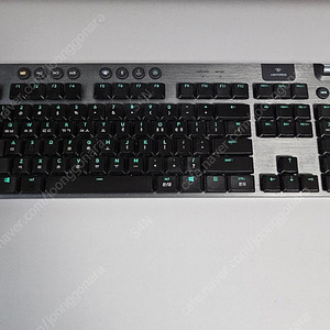로지텍 g913 풀배열 클릭키(기계식 무선 키보드)