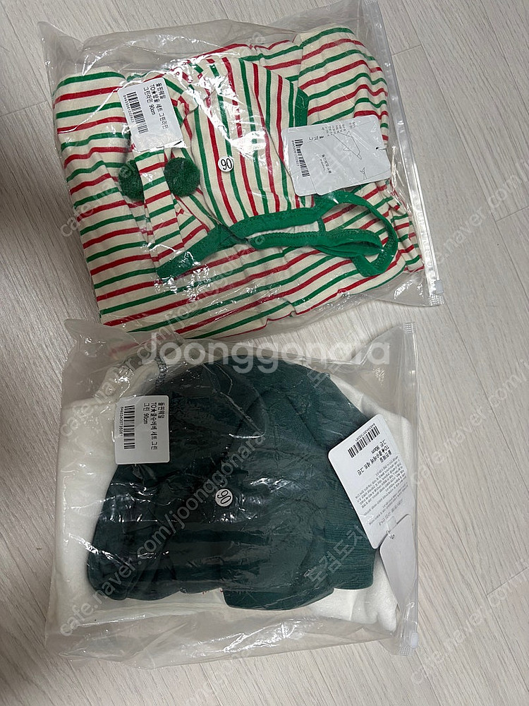 크리스마스st 아기수트,모자 셋트 90새상품--2