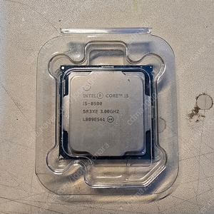 인텔 i5 8500 + 기본쿨러