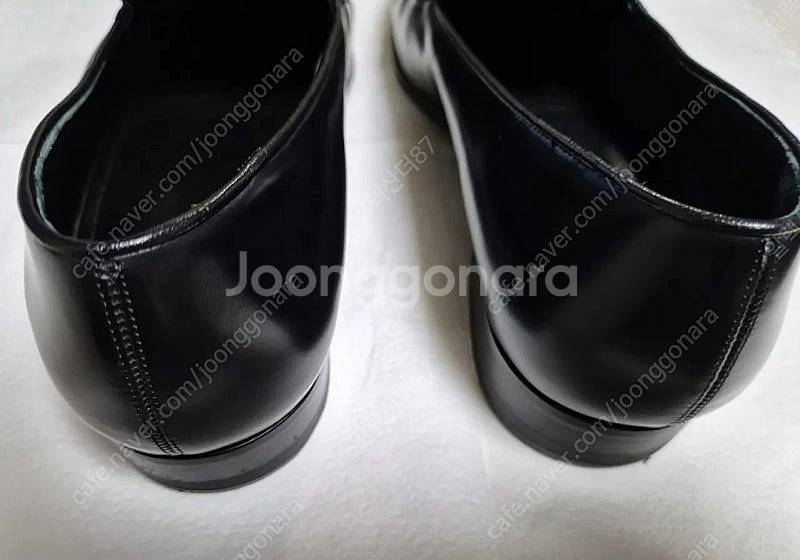 루이비통 남성 한정판 로퍼 금장 6(250)사이즈 팝니...--3