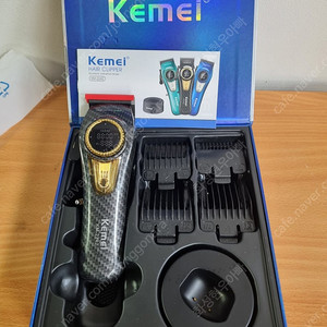 kemei km2242 클리퍼 판매 합니다