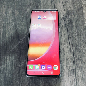 LG G9 벨벳 화이트 128기가 8만5천원 판매합니다