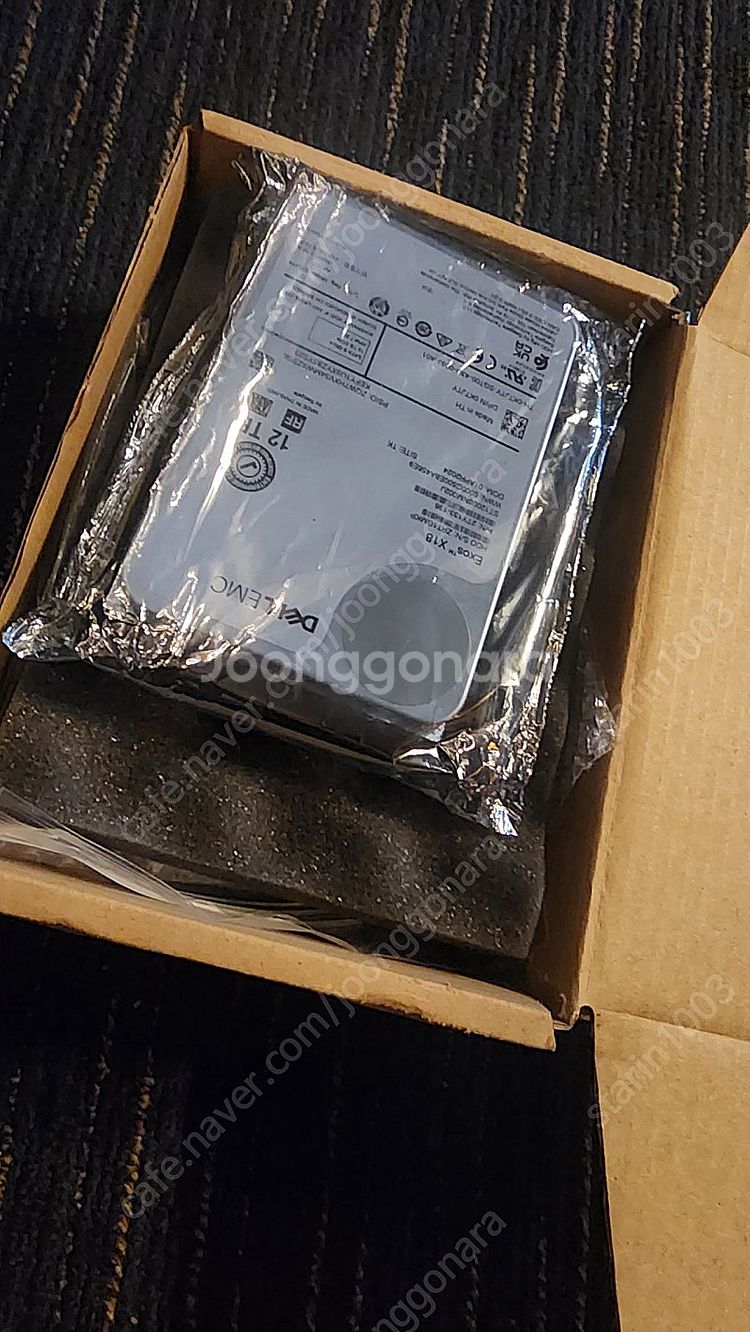 12 TB 3.5 하드디스크--0