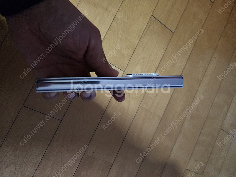 갤럭시 폴드5 1테라 공기계--4