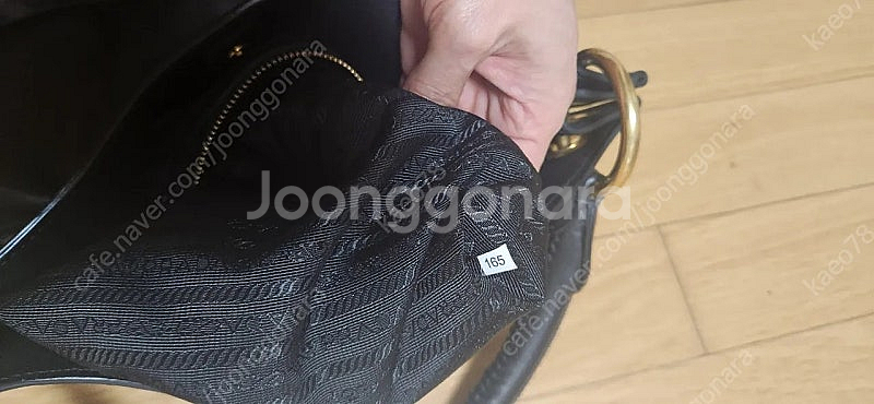 프라다정품가방 가죽 보증서있음 상태좋음--5