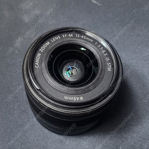 캐논 EF-M 15-45mm 렌즈 판매 합니다.