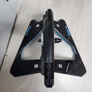 TACX NEO 2T 탁스 네오 2T 스마트 로라, 시마노 및 스램 프리 허브 포함