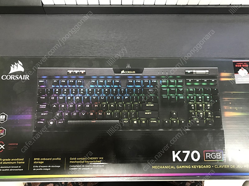 커세어 K70 Mk2 + 마우스패드--0